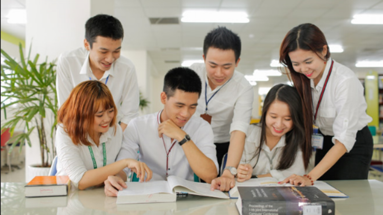 Các trường Cao đẳng top đầu ở Hà Nội được nhiều sinh viên theo học Các trường Cao đẳng top đầu ở Hà Nội được nhiều sinh viên theo học